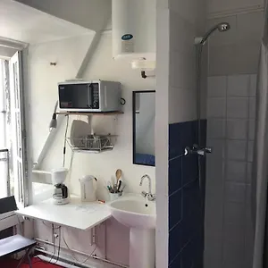  Couette-café Studette Marais Musee Picasso France